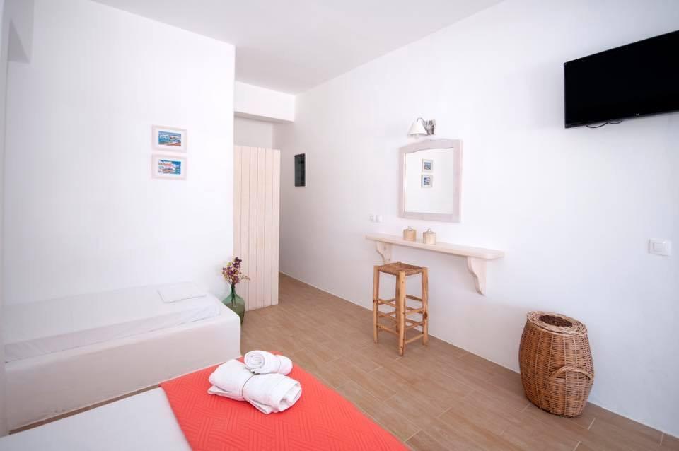 Marina'S House Apartment เตลอส ภายนอก รูปภาพ